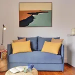 Penthouse In El アパート